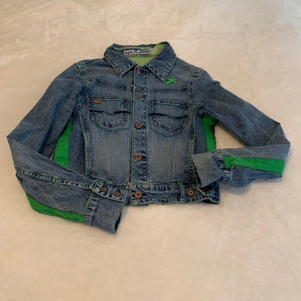 Pepe Jeans (UK) Cropped Jean Jacket with Applique and Embroidery Size M**